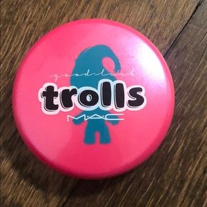 Mac Play It Proper Beauty Powder